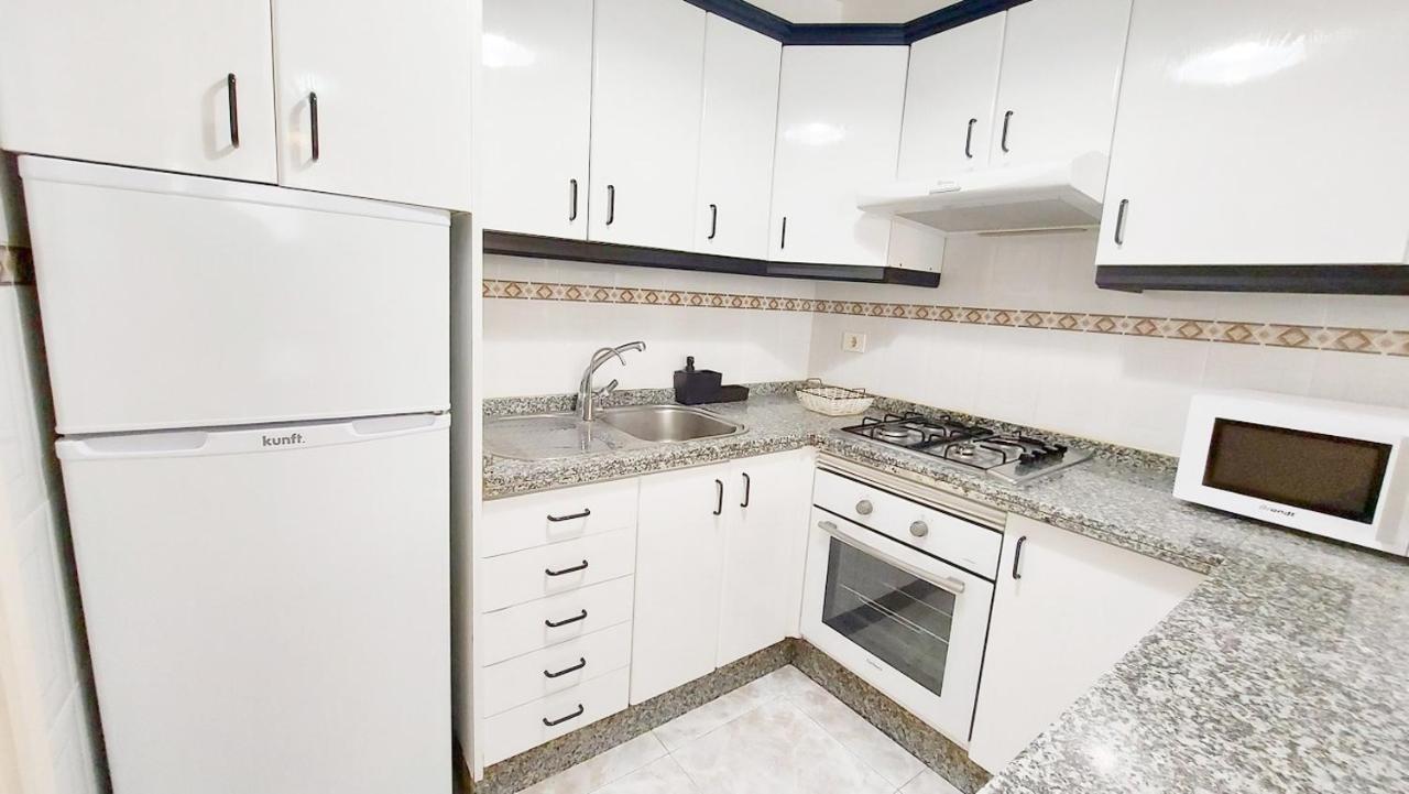 Centric 2 Bedrooms Apartment Near To The Beach - By Tenerifehints エル・メダノ エクステリア 写真
